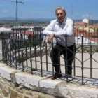 Andrés Martínez Oria en una imagen reciente tomada en la muralla de Astorga