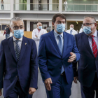 Mañueco ayer, en los actos del X aniversario de la inauguración del hospital de Burgos. SANTI OTERO