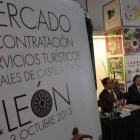 Alicia García y Emilio Gutiérrez presentaron el mercado de contratación turística de la Junta.