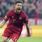 El centrocampista del Bayern Múnich Xabi Alonso dejará el fútbol a final de esta temporada. PETER KNEFFEL