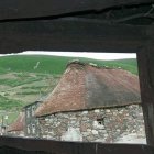 Balouta, desde una de las casas de este pueblo de los Ancares.