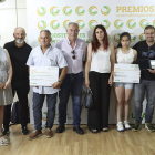 Foto de familia de los galardonados en los Premios Sostenibles por Naturaleza. DL