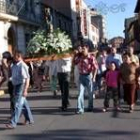 La virgen de Celada fue ovacionada durante el trayecto desde la ermita hasta la iglesia parroquial