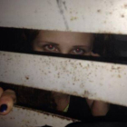 Nadia Tolokónnikova, en una foto que se ha hecho en el furgón policial y que ha colgado en su cuenta de Twitter.