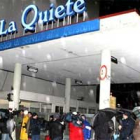 Periodistas se concentran a las puertas de la clínica "La Quiete" donde está Eluana.