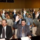 En la imagen varios miembros del Parlamento de Irak durante una de las votaciones realizadas ayer