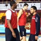 Seawright, Fontet y Quezada, en un entrenamiento de Baloncesto León.