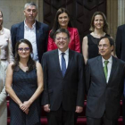 Foto de familia del Ejecutivo valenciano, este martes, en el Palau de la Generalitat.