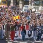 Unos 400 estudiantes de secundaria se manifestaron ayer por las calles de Gerona