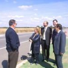 La azucarera de Veguellina cerró en el año 1998; en la imagen la entrada a la vieja factoría