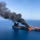 Ataque a un buque petrolero en el Golfo de Omán.