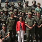 Margarita Robles, con las unidades de la Legión en Ronda.