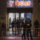La sala Bataclan volvió a abrir ayer con estrictas medidas de seguridad. IAN LANGSDON