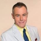 El presentador de Mediaset Jordi González regresa a la noche.
