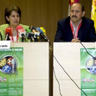 Pilar Pérez y Agustín Portela en el Congreso de Virología .