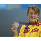 Mireia Belmonte, tras ganar la medalla de plata en la final de los 200 mariposa de los JJOO de Londres.