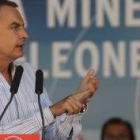 Zapatero, durante su intervención del año pasado en Rodiezmo, en la que prometió que volvería