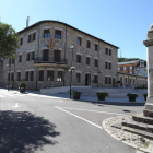 El Ayuntamiento de Toreno y la Picota, en una foto reciente.