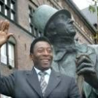 El futbolista Pelé es uno de los embajadores del escritor de cuentos