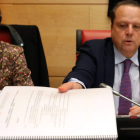 Mario Amilivia ante la Comisión de las Cortes para presentar la memoria del Consultivo. RUBÉN CACHO