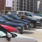 Quince expositores con medio millar de coches participan desde ayer en esta muestra.