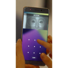 Móvil de Samsung con lector de iris. KIM HEE-CHUL