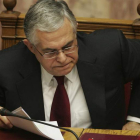 El nuevo primer ministro griego Lucas Papademos.