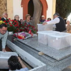 La mayor parte de los cuerpos se depositaron en un panteón en el cementerio de La Bañeza.
