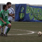 Vila, a la izquierda, consiguió el gol de la sentencia.