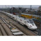 Las obras de integración del AVE avanzan en el entorno de la estación de la capital para que el tren de alta velocidad llegue a León en primavera, según las últimas previsiones del Ministerio de Fomento