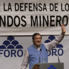 Francisco Álvarez-Cascos, durante el mitin celebrado ayer en Pola de Laviana.