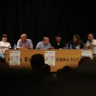 Mesa de intervinientes en el acto celebrado ayer. BARREDO