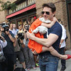 El actor Tom Cruise con su hija Suri, en julio del 2012.