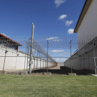 Vista exterior del Centro Penitenciario de Villahierro. MARCIANO PÉREZ