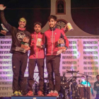 Pablo Villa, a la derecha, bronce en el nacional de trail. DL