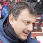 Rueda entró en la segunda mitad para dar más consistencia a la Deportiva en el centro del campo.