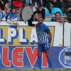 Yuri sufrió un fuerte pinchazo en la parte posterior del muslo rebasado el minuto 75 y se tuvo que marchar lesionado, dejando al equipo con diez. L. DE LA MATA