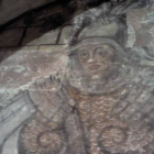 Fotografía de la curiosa pintura de un caballero descubierta en la iglesia de Nuestra Señora la Virgen de Arbás, en Gordaliza del Pino.