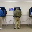 Unos ciudadanos votan en la circunscripción electoral Polo Road de Columbia, Carolina del Sur