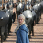 La actriz Emilia Clarke, en su papel de Daenerys Targaryen, en 'Juego de tronos'.