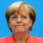 La cancillera Angela Merkel, ante los medios.