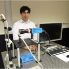 Juan Francisco Tabernero, en el laboratorio en el que trabaja en la Universidad de Murcia.