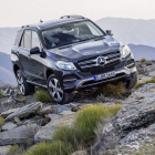 Parrilla, faros, paragolpes… el GLE adopta la también nueva imagen frontal de Mercedes-Benz.