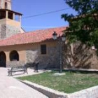 La plaza de la Iglesia de Santiago del Molinillo ya ha sido reformada