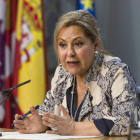 Rosa Valdeón, durante la exposición de los temas tratados en el Consejo de Gobierno.