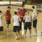 De Grado, en una sesión preparatoria de Baloncesto León, podrá contar con todos los jugadores.
