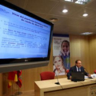 El director general de Salud Pública, José Javier Castrodeza, en la presentación de la campaña de va