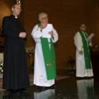 La alta edad de los sacerdotes se ha convertido en uno de los grandes problemas para Camilo Lorenzo