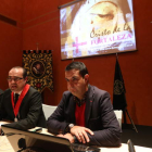 El alcalde, Samuel Folgueral, el cofrade Marco Morala y el director de los museos, Javier García.