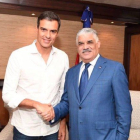 El canciller de la República Dominicana y presidente Partido Revolucionario Dominica felicita a Pedro Sánchez.